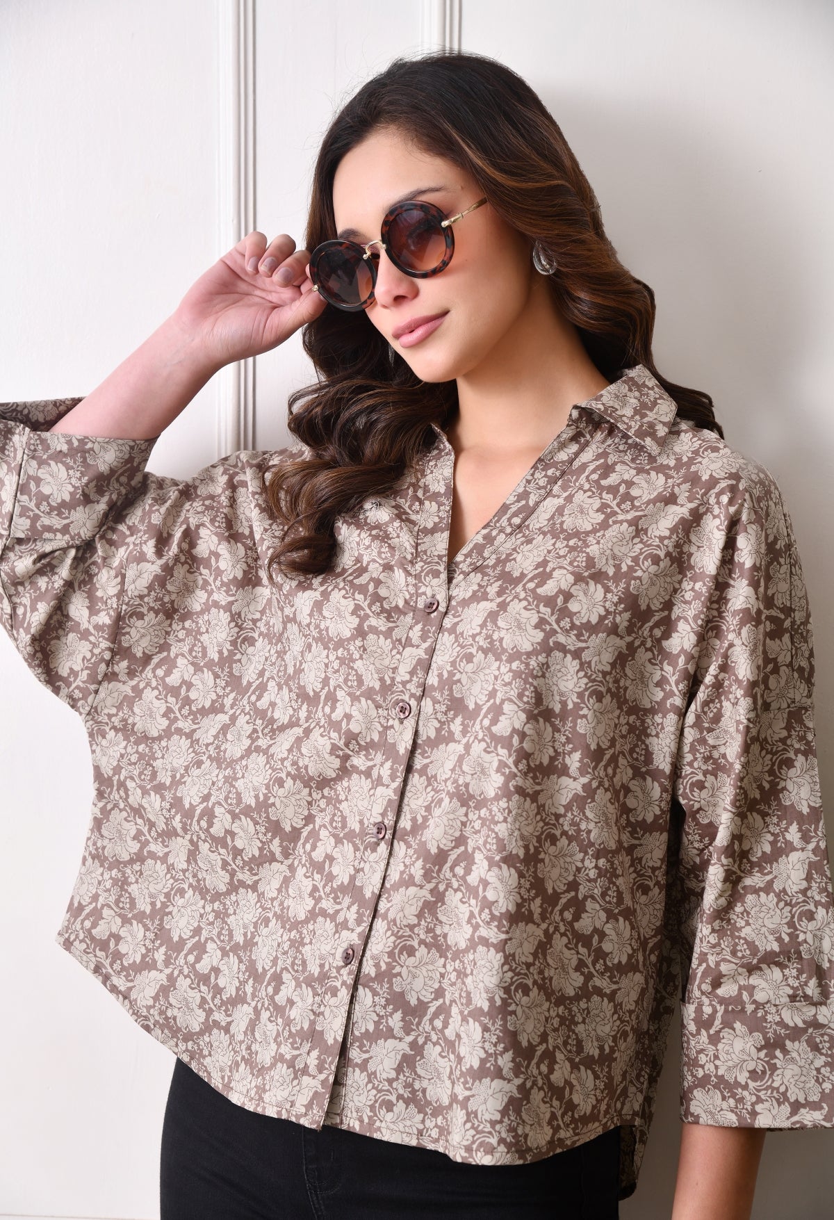 Women Relaxed Fit Floral Print, Printed Spread Collar Casual Shirt
