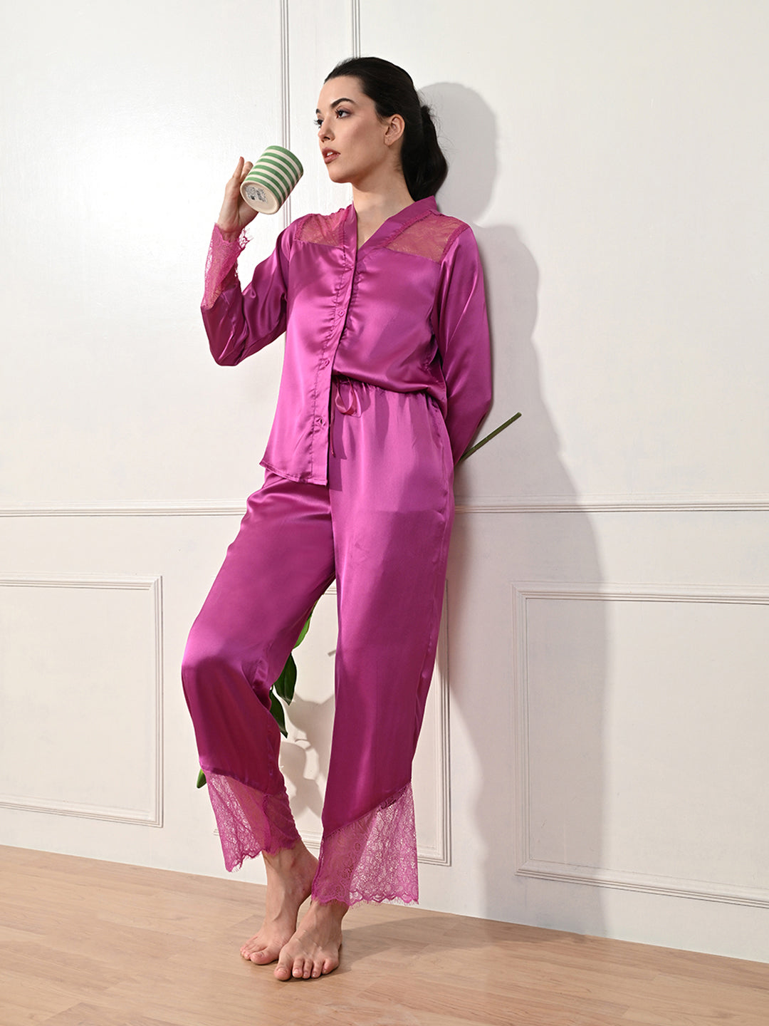 Women Shirt & Pyjama set Pink Solid